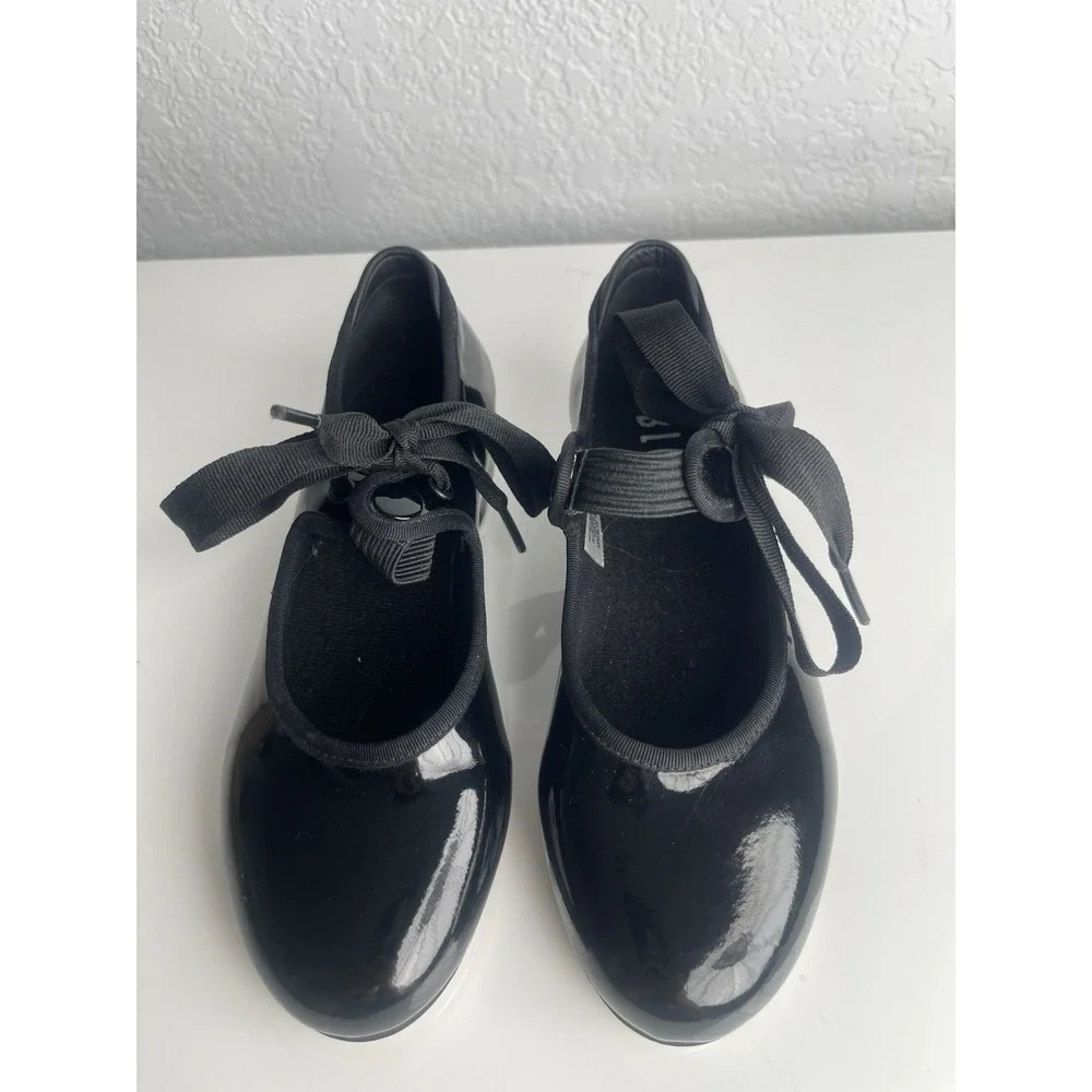 Bloch patent leather